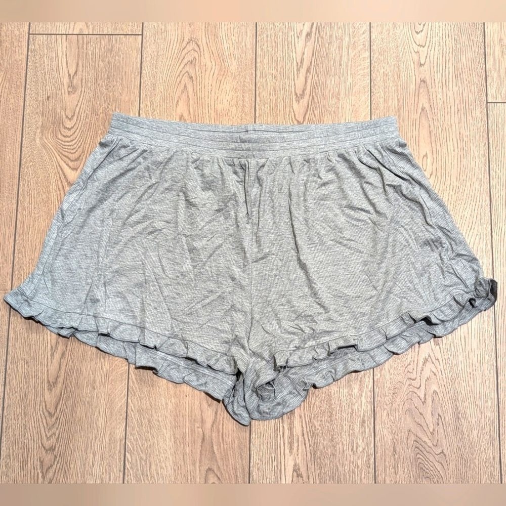 City Chic Sleep Shorts Plus 20 L 2X Gray Ribbed Ellie Ruffle Trim PJs NWT NEW - Picture 2 of 6